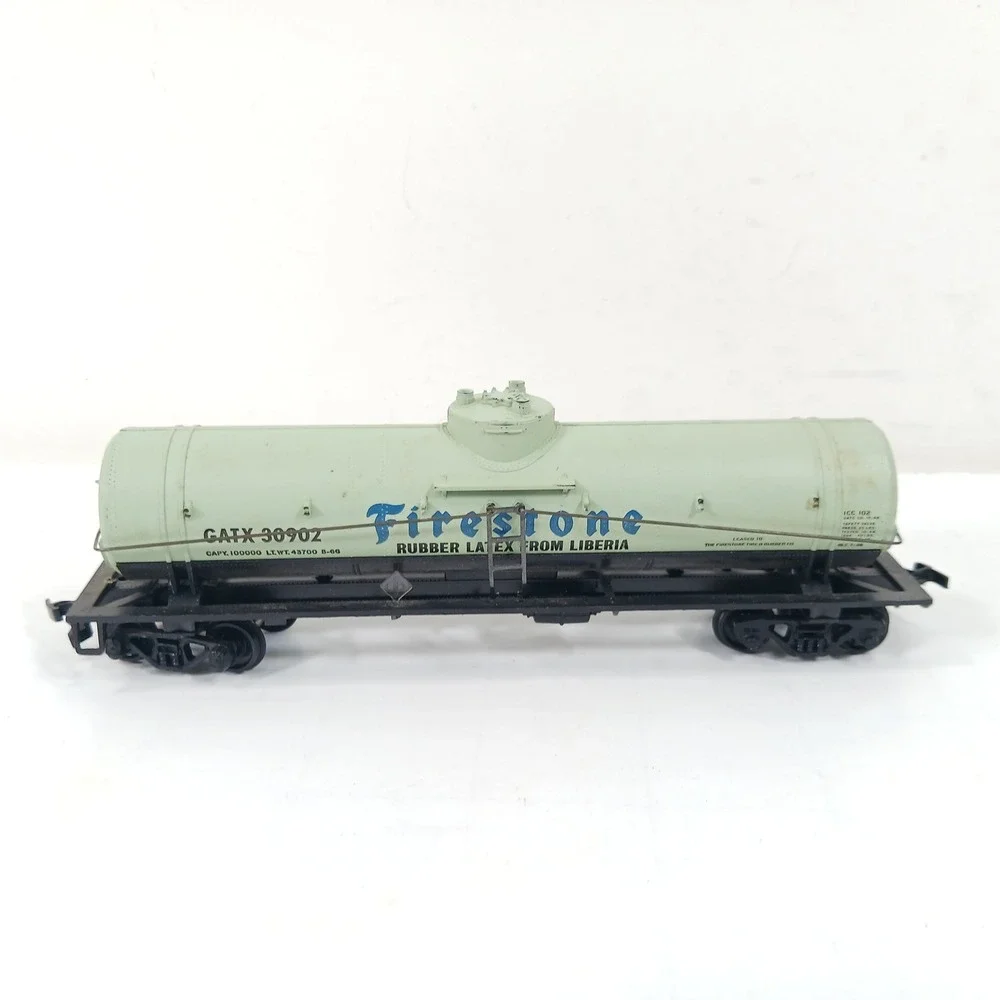 Firestone Rubber Latex GATX 30902 Tank Car HO Scale Train Green